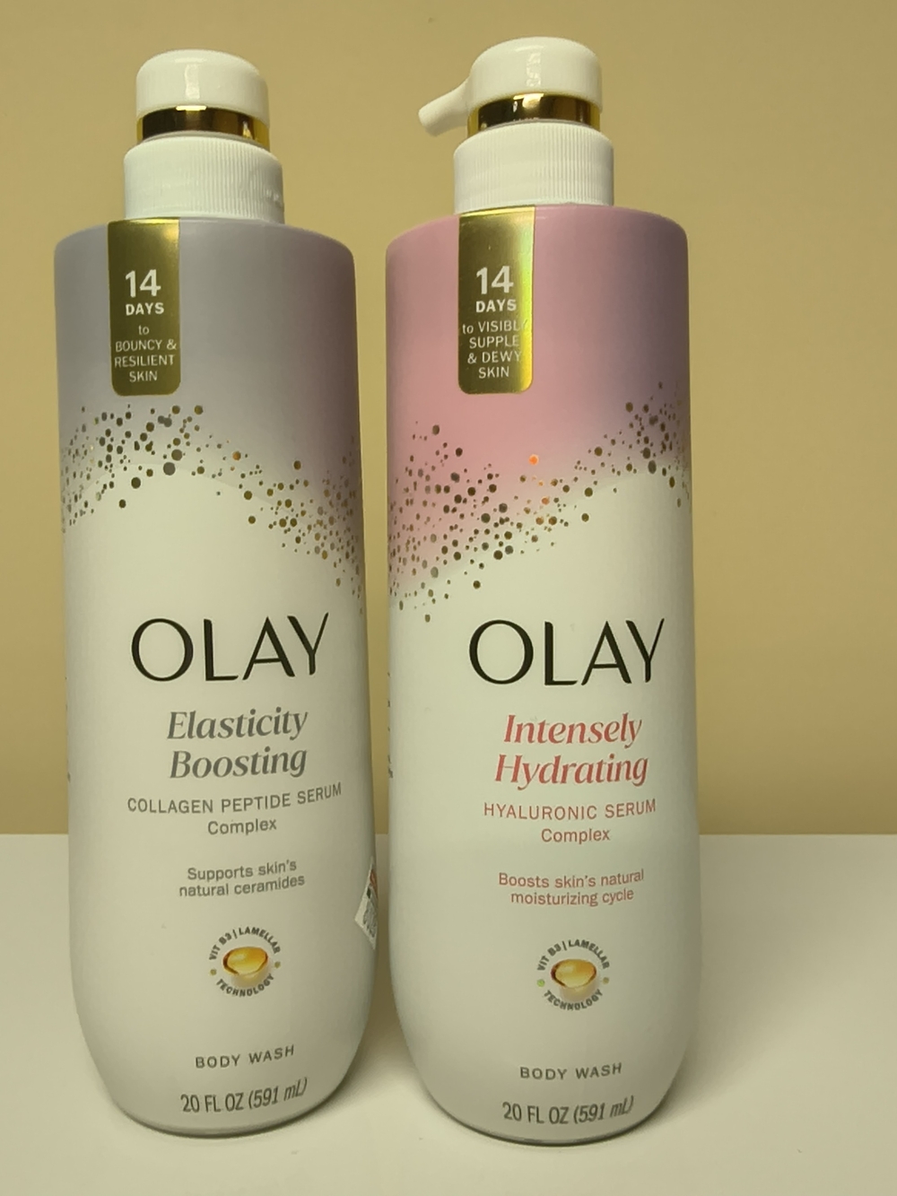 OLAY Intensely Hydrating & Elasticity Boosting Body Wash Duo - Pink and Lavender